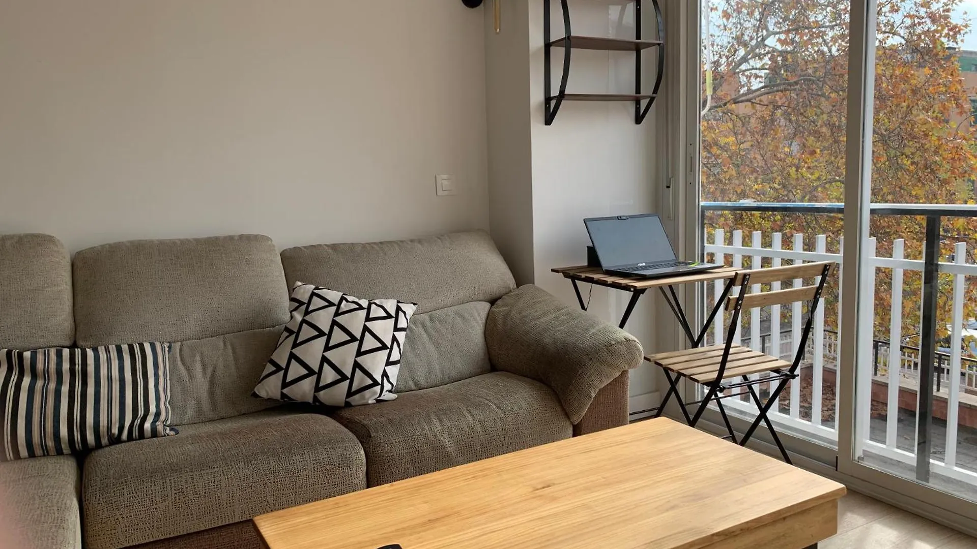 Apartment Piso En Arturo Soria Para 5 Personas Cerca Del Aeropuerto Y De Ifema Madrid