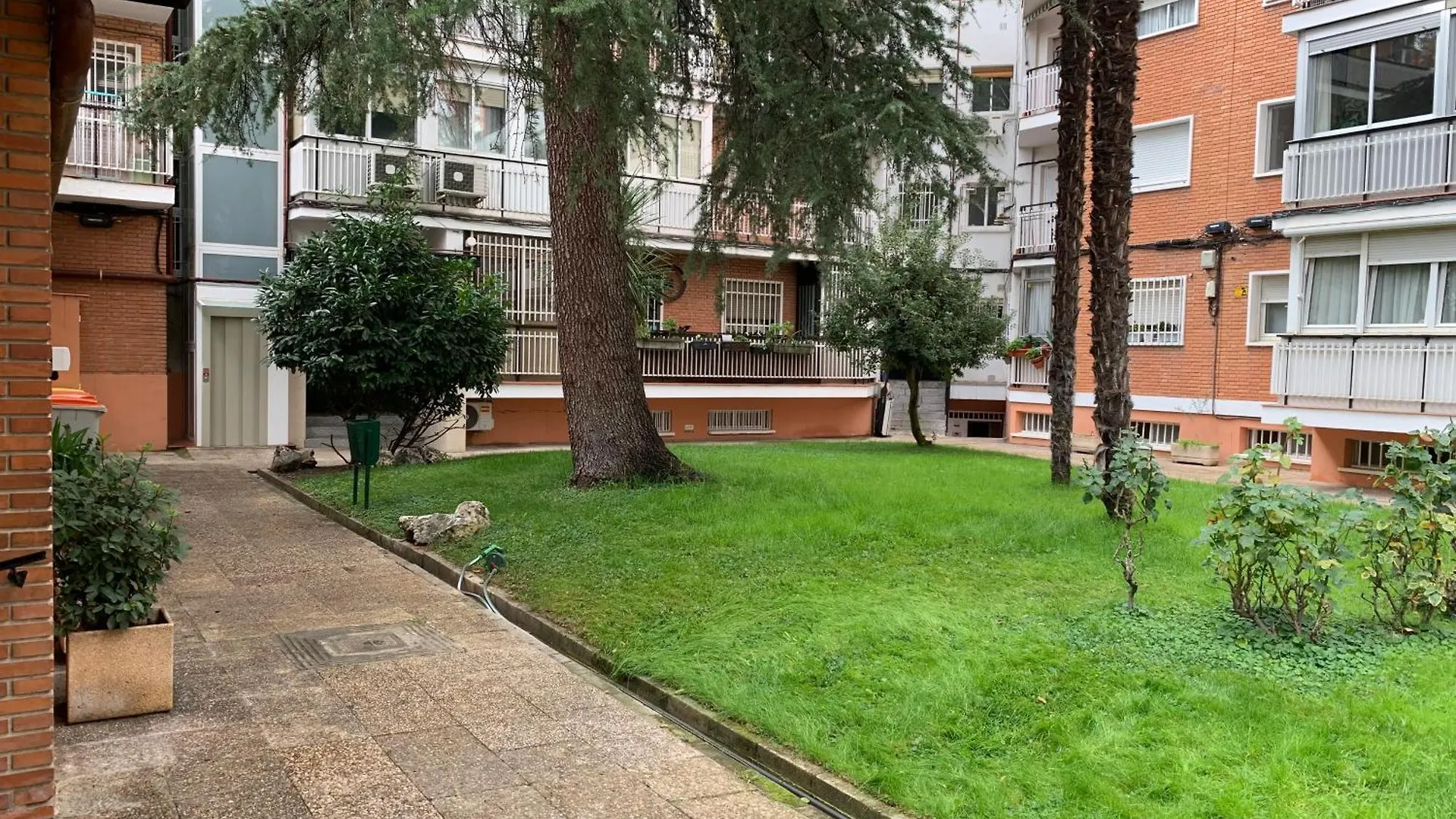 Piso En Arturo Soria Para 5 Personas Cerca Del Aeropuerto Y De Ifema Madrid 0*,
