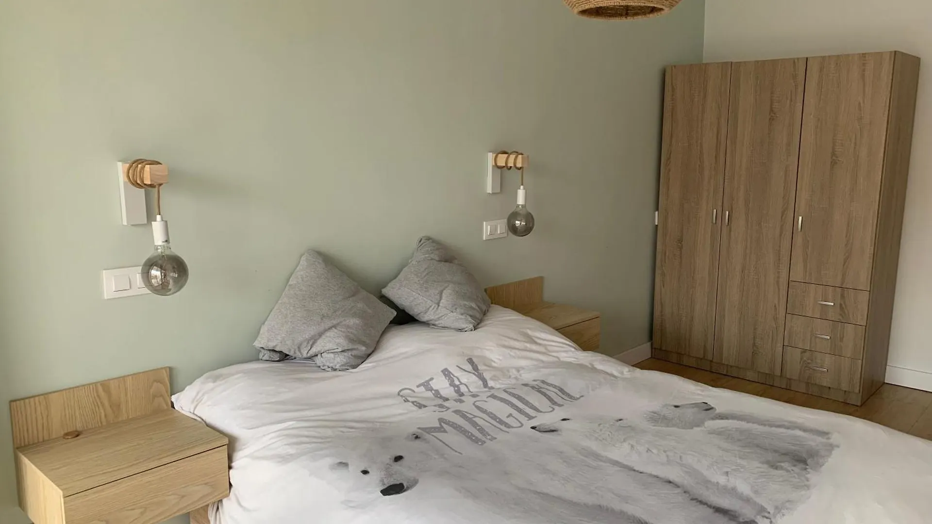 Apartment Piso En Arturo Soria Para 5 Personas Cerca Del Aeropuerto Y De Ifema Madrid